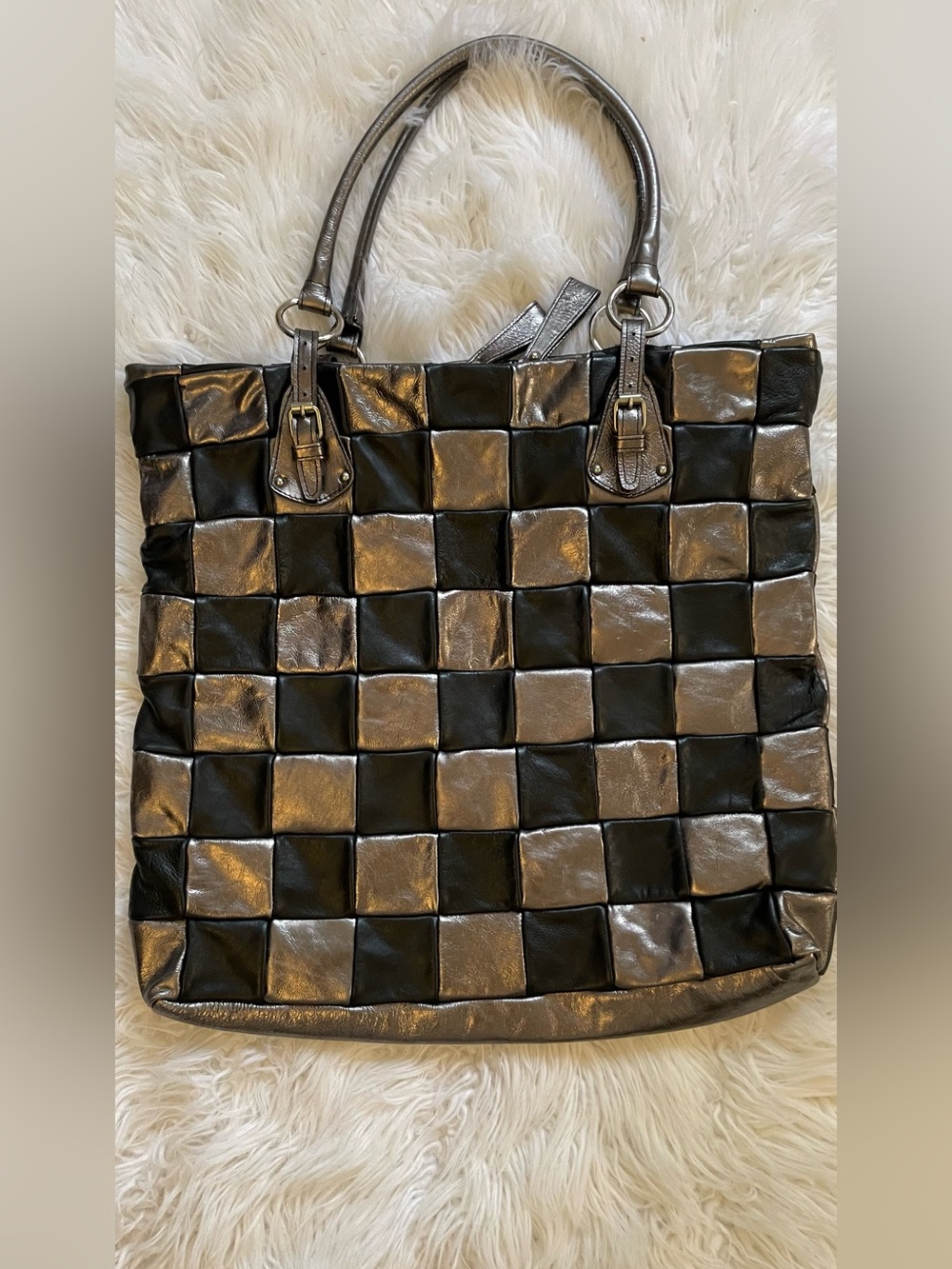 Errelleventidue Black & Metallic Patent Quality Leather Hobo Bag